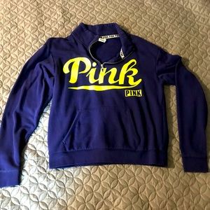 Pink 1/4 zip size med